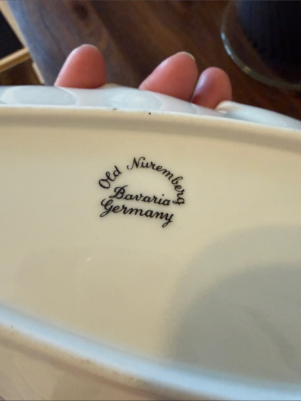 Vintage Old Nuremberg Bavaria Germany Porcelain Leaf Dish Hand Painted Candy - Picture 2 of 4